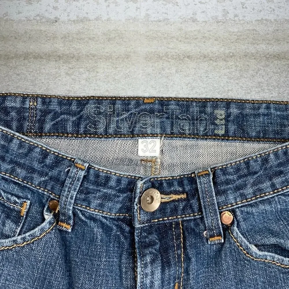 Vintage Y2K Levis Jeans 32x32 Slim Straight Leg Medium Wash Silver Tab Cotton